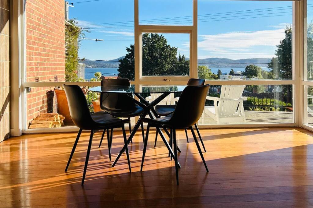 The Tassie - Luxury With Panoramic Water Views Villa Hobart Ngoại thất bức ảnh